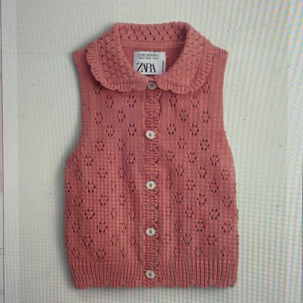 Zara Coral Knit Button-Up Vest